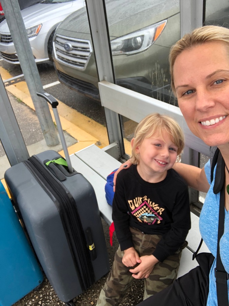 tips for traveling with toddler